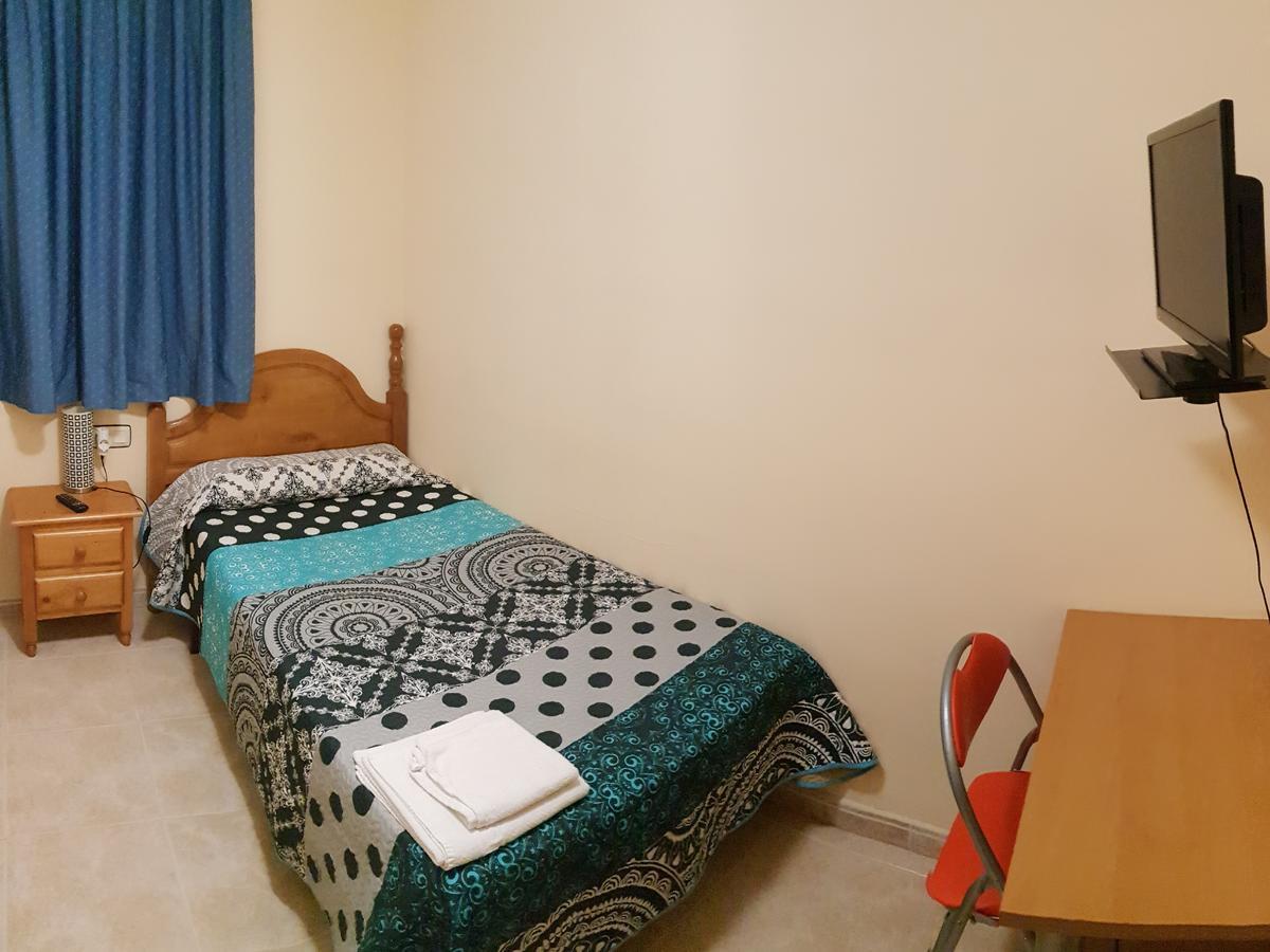 Hostal El Busto Теруел Екстериор снимка